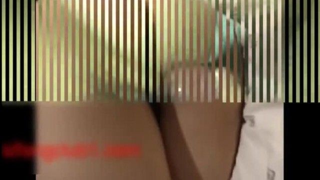 真实自拍12-高挑性感的长腿美女喝多了插入时突然尖叫了一声哭着用手推着男的肚子喊不要,不行!