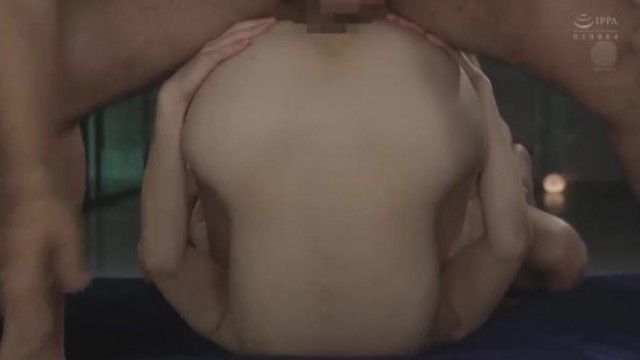JUY-611-CN菊花奴隸人妻品評會妃月留衣