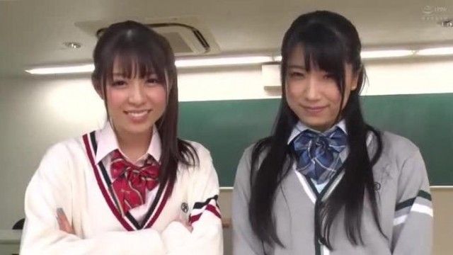 W小悪魔挑発美少女あおいれな＆あずみひな