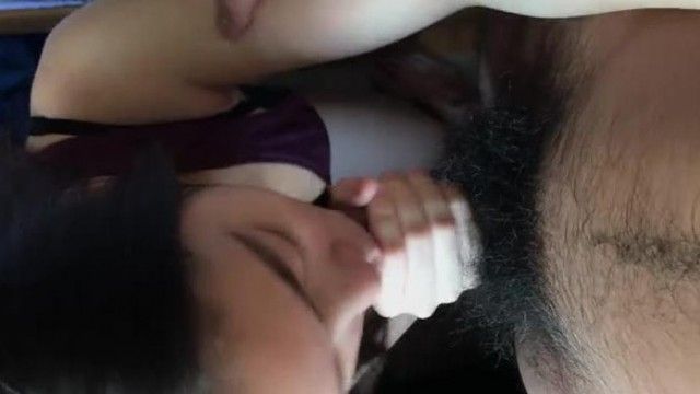 The scandal was exposed on the Internet. The video of the Singapore version of Crown Prince II having an affair with many Internet celebrities was leaked. He had sex with JoalOng, the Internet celebrity with a small waist and pert butt and hairless Internet celebrity. 1080P ultra-clear original version.