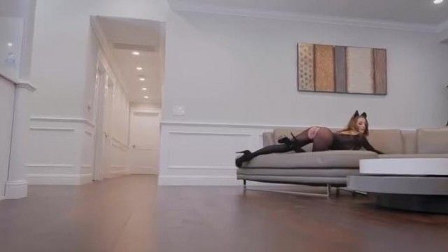 Cum Crazy Cat Lady Jimmy Granger Facial