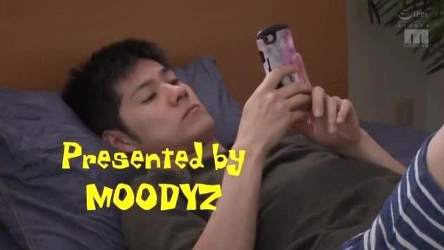 When I found out that my childhood friend, who I had never thought of as a woman, had hidden big breasts, I decided to ask her for sex on the spot Riko Sato