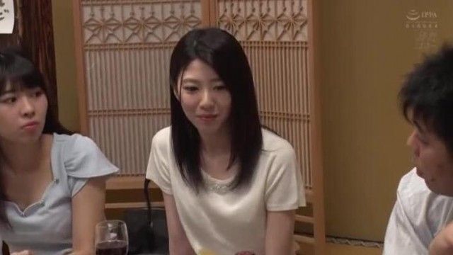 忘年会NTR ～一滴も酒が飲めない妻が上司のお酌を断りきれずに酔わされ中出しされた映像～ 有坂深雪