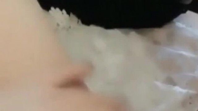 重磅福利大款刷礼物让女神级美女主播去勾引男技师啪啪我草