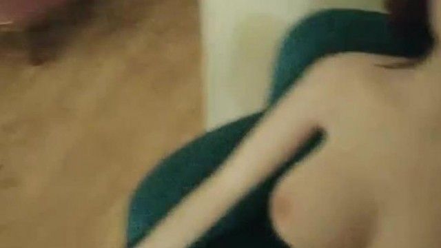 成人店老闆娘04-28直播實錄