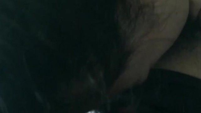 Sending my female colleague home after get off work~ I stopped on the roadside and bit her~ The female colleague bit her until she forgot about herself~ The big cock moistened her mouth~