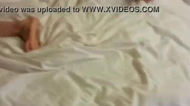 本土高级房内边唱着KTV边3P (国语)