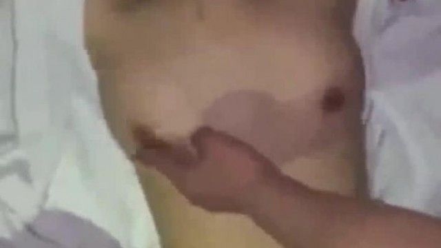 【网曝门事件】最近火爆朋友圈600分女孩淫乱群P不雅视频流出 挑战更强极限 聊天记录15P 高清无水印完整版