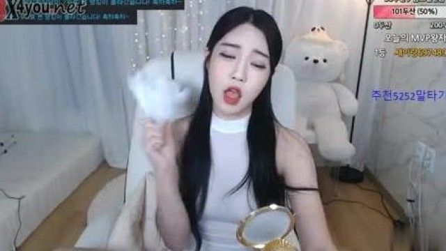 【韓国】現地の女の子が裸になっておしゃべり～世界で唯一お兄さんとおしゃべりすること～