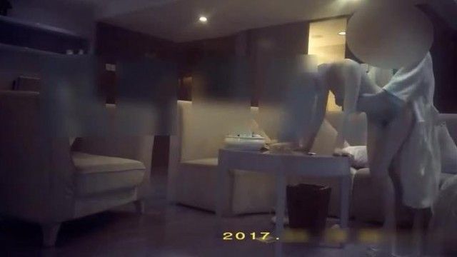 [本土精選!] huangpp112 杭州大二175cm一夜女友~原來是個模特兒女神!!看似高冷但內心十分熱情主動~