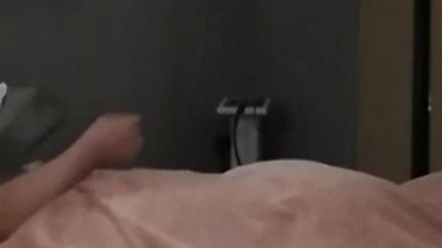 マッサージ師が勤務中にこっそり生中継～接客中の一部始終を盗撮!!