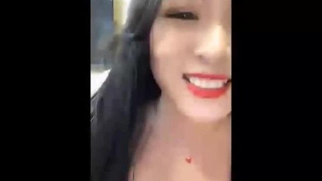 揉美乳玉指速插浪穴 第一次就玩这幺疯 完美露脸 高清完整版003550