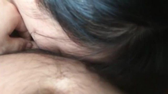 ホテルの麻雀クラブで出会った東北弁の会話はとてもエッチで、大きなお尻をしています。彼女の陰毛は太くて太腿まであります。彼女のうめき声はとても優しいです。