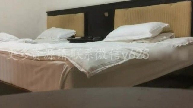 東莞市国境県の売春婦、シ・ゲさんは女性に特技を尋ね、さまざまな体位でセックスした。