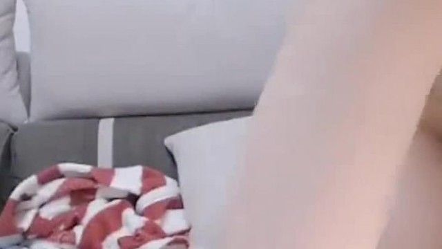 极品女神萝莉菲菲黑丝道具紫薇大秀普通话四a