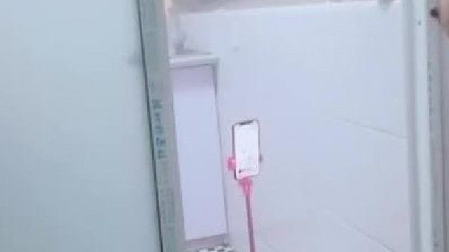 Little cute platform (good looks) 1113 live broadcast show of the most beautiful goddess with good looks, taking a bath and masturbating passionately, very tempting