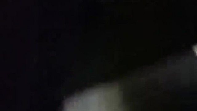 南韩地铁尾随抄底偷拍美腿短裙～42