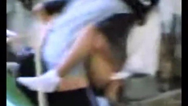 本土国中生午休时间偷打砲 看到训导主任没插完就收工