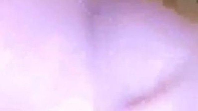 超喜欢口爆的极品蜜桃臀美女『口爆专业户』勾引按摩技师无套做爱 受不了大J8最后口爆裹射
