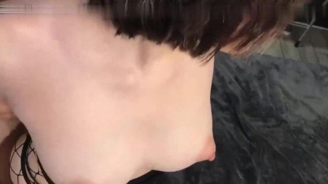 极品美乳华裔靓妹李凯莉穿着性感网袜被黑人男友后人xiao穴貌似最近奶子又大了