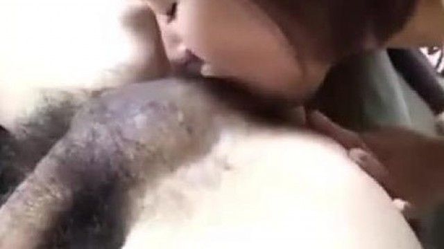 友達の奥さんがこんなにエッチだとは思わなかった～アナルに閉じ込められちゃった～大人しそうに見えて遊び心たっぷり～