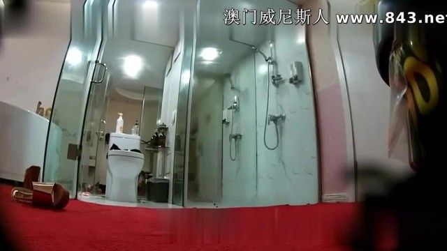 无良摄影师协偷拍广告平面模特