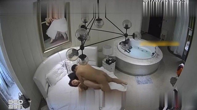 企業リーダーの隠されたルールを360度カメラで盗撮