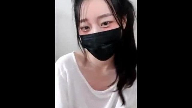 [韩国] 把奶掏出来~爹爹们最爱看我的美乳~