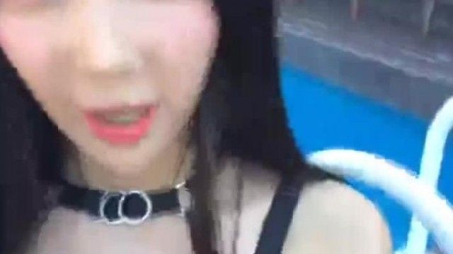 [韩国] 巨乳主播陪你游泳去~ (3)