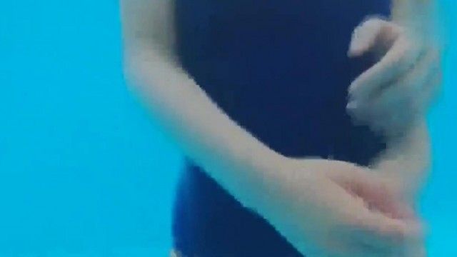 被學校泳裝愛好者註意到上...羽咲美晴