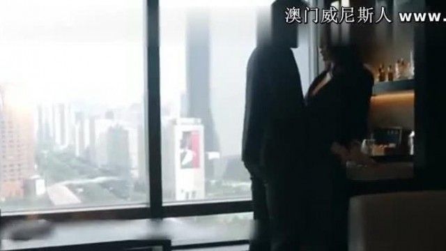 大师WANGTAO最新作品爱丝一姐索菲与老外激情MV108P高清版