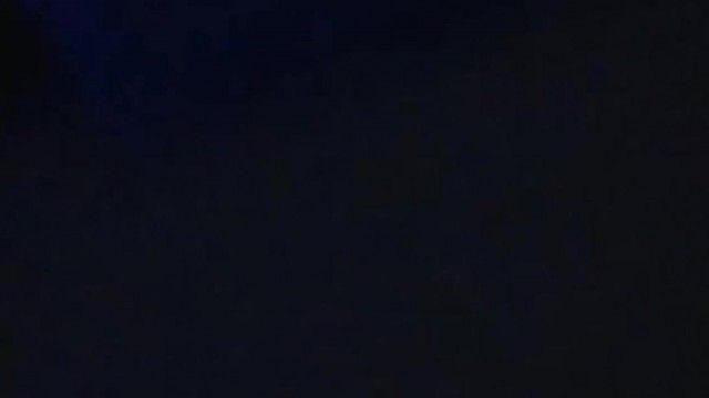 骚气网红脸妹子电影院双人啪啪 最后一排口交坐上去抽插最后射在嘴里 很是诱惑喜欢不要错过