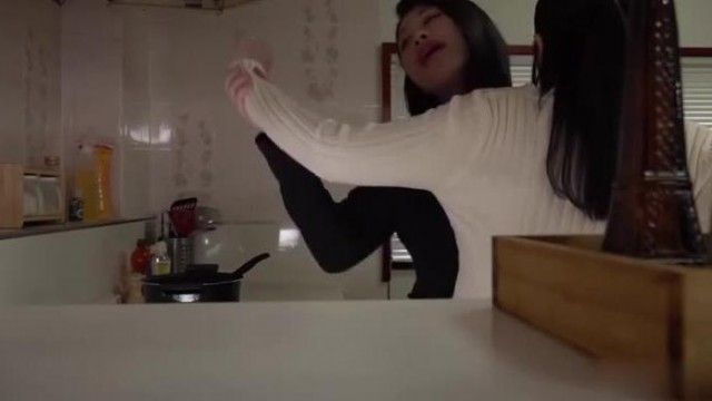 隣の未亡人に犯されて始まる恋の物语 春原未来 南真悠 チェキ付き