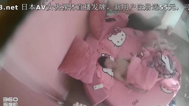 [Exclusive] Hidden shots of a beautiful and cute college beauty having sex with her boyfriend in Hello Kitty theme room