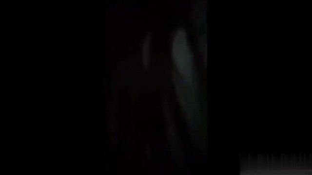 大奶主播遭跟踪到楼梯间就被硬上了