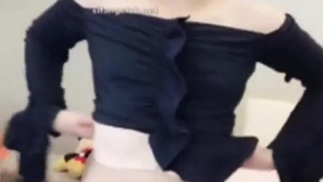 一流の女神アンカー、チン・フアン・ムア・フアンのWeChat福利厚生