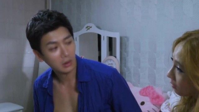 老公外遇不断，美艳按摩师老婆，每个客人增加私密服务