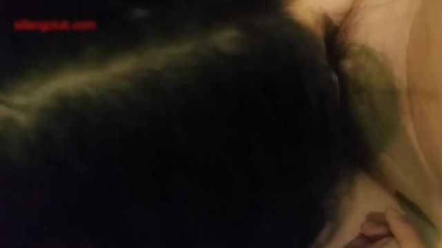 セックスが大好きな女子大生と彼氏のセックス動画が公開されました 彼女はとても従順に調教されていました。