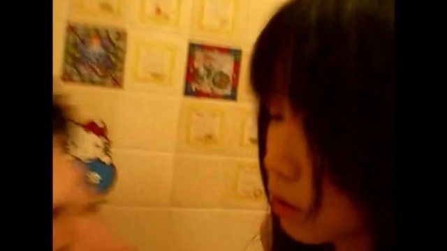 居家一对情侣自拍流出 真实还原寂寞少妇求草全过程