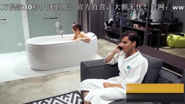 외국 얼굴을 가진 소녀가 주변 소녀로 일하기 위해 인도로 갔다가 1080P HD 버전의 화이트 칼라 엘리트 고객을 데리러 고급 호텔에 갔다는 외부 웹 사이트가 유출되었습니다.