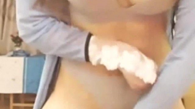身材很棒绑着俩麻花辫主播空姐坐在JJ上一多自慰大秀