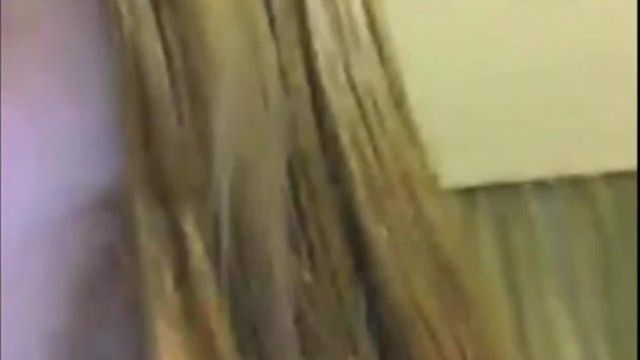 昨晚又有几百号人围观美女主播诺儿夫妻直播啪啪