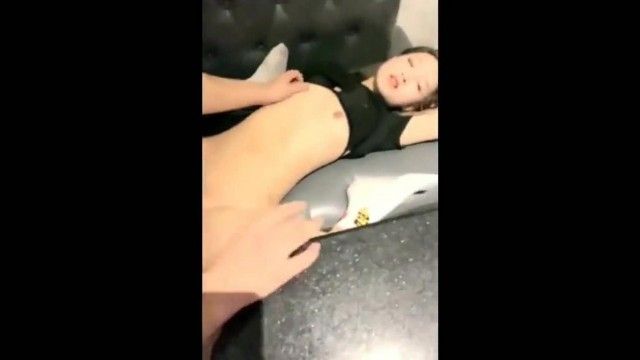 你就不要～想我到～疯掉～你就不要想骑我！