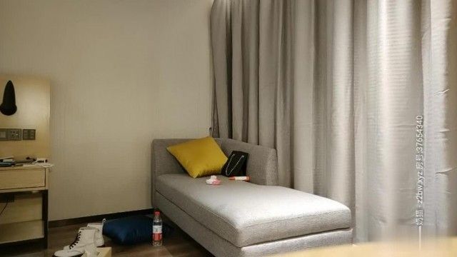 「Bu Bin Tan Hua」ロングヘアーのホットな女の子は、フェラ、吸い、舐め、指使いに熟練しており、激しいセックスはとても気持ちいいです~