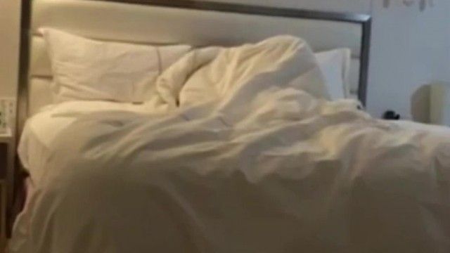 ホテルで同僚の男性とセックスする美人若妻が盗撮されて流出 嬉しすぎて旦那に電話しちゃった～。