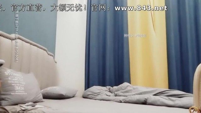 《李八八全国探花》俏丽小骚妇肯定饿很久了，看到肉棒便迫不及待~