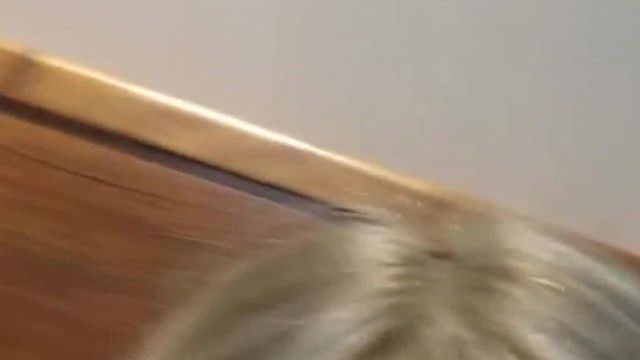 骚骚小学妹深夜寂寞难耐，上楼勾引学长激情啪啪震的美乳乱晃~