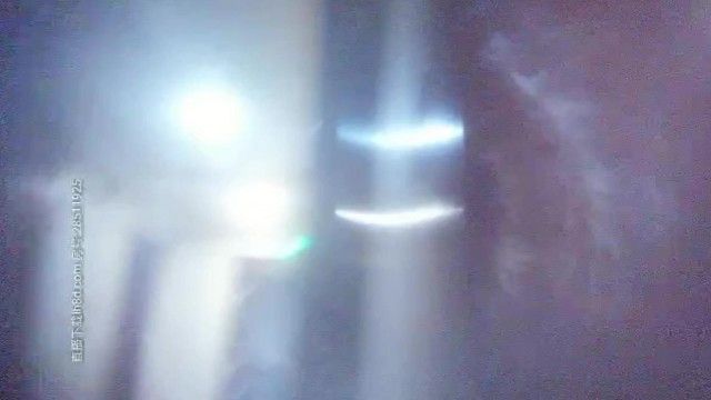 「91 王さんはクラブで楽しんでいます」隠しカメラ眼鏡をかけてクラブに行き、フェラが上手でセクシーな網タイツを着ている女の子を選んでセックスします