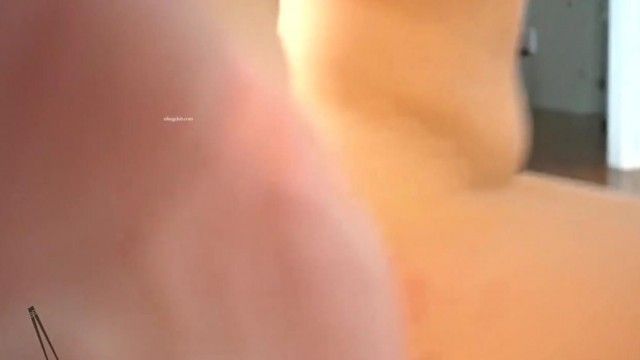 大奶留学生苏琪与洋男友自拍啪啪最新流出~ 一日之计在于晨，一发不够再来一发!