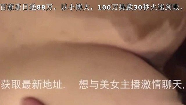 健身美臀妹，早就趴好上我让了！今天的肉棒也不能让她失望~